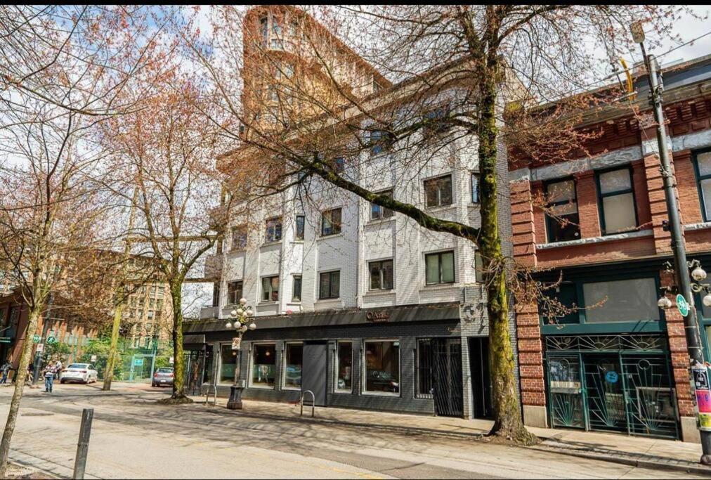 Ferienwohnung Hidden Gem: Historical Gastown Vancouver Exterior foto