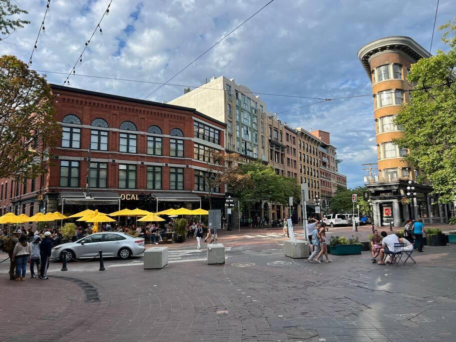 Ferienwohnung Hidden Gem: Historical Gastown Vancouver Exterior foto